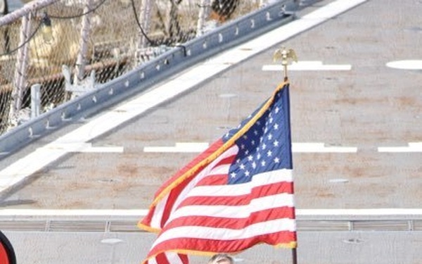 Naval Museum hosts a naturalization ceremony
