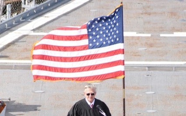 Naval Museum hosts a naturalization ceremony