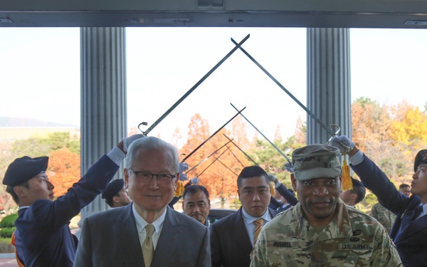 Keimyung University welcomes Soldiers of 19th ESC for Combined Organizational Day Celebration