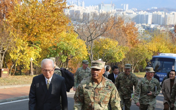 Keimyung University welcomes Soldiers of 19th ESC for Combined Organizational Day Celebration