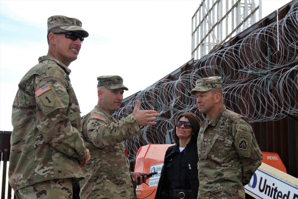 Lieutenant General Buchanan Visits Arizona Ports of Entry