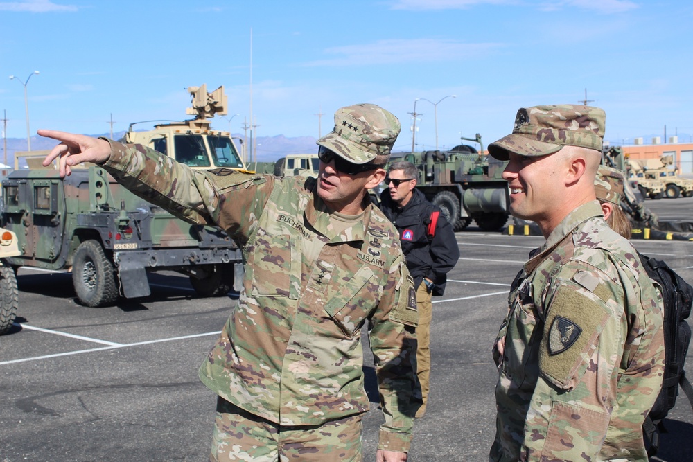 Lieutenant General Buchanan Visits Arizona Ports of Entry