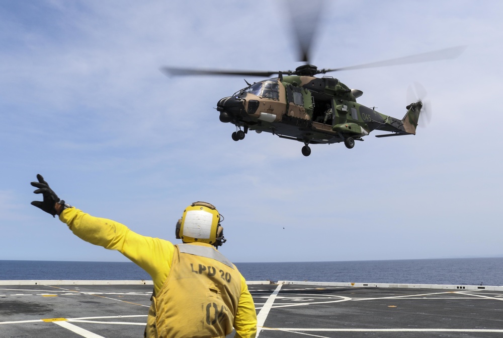 DVIDS - Images - USS Green Bay, HMAS Adelaide Cross Deck Flight Ops ...