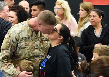 2-263rd Air Defense Artillery Soldiers welcomed home from NCR