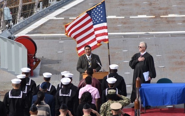 Naval Museum hosts a naturalization ceremony