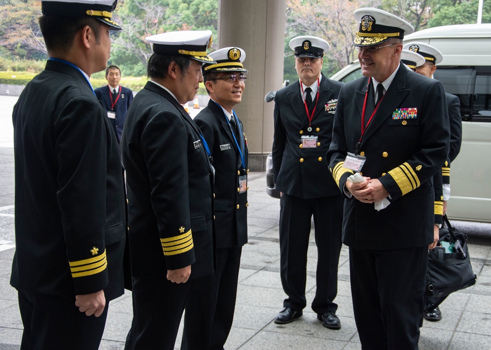 DVIDS - Images - Navy surgeon general visits Navy Medicine personnel in ...