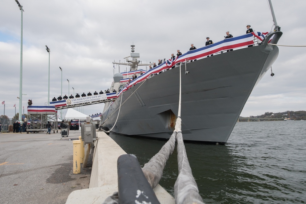 commissioning ceremony of USS Sioux City (LCS 11)