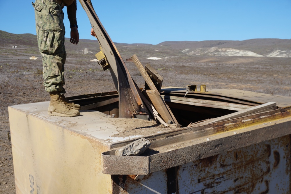 UCT 2 Completes Demolitions training on San Clemente Island