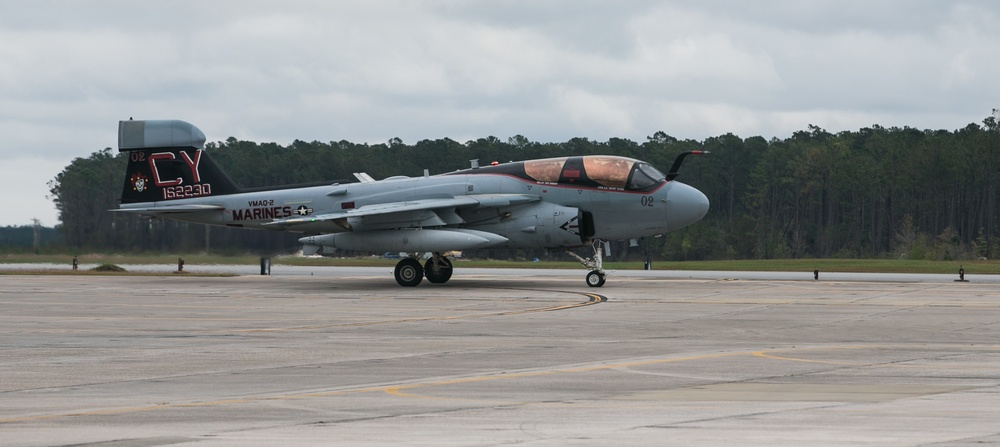 VMAQ-2 Prowlers and Pilots return from Deployment