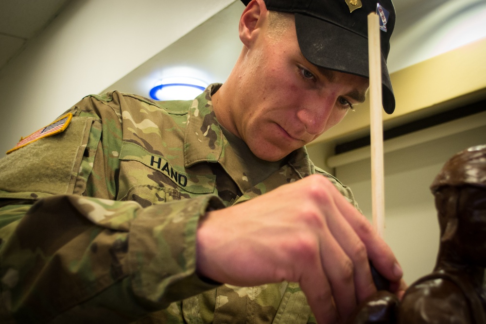 “Intense Attention to Every Detail” Gator Paratroopers Prepare Thanksgiving Feast for Panther Brigade