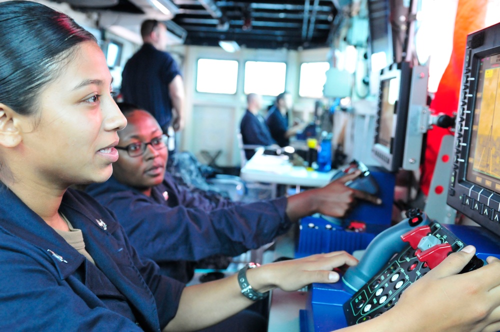 USS Emory S. Land participates in joint exercise