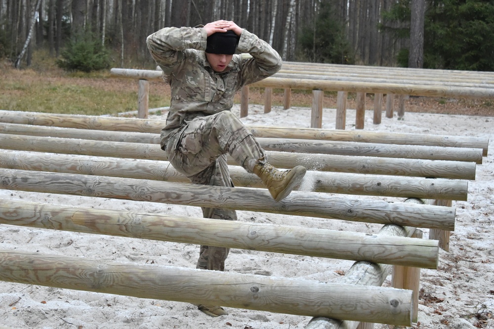 2CR noncommissioned officer and soldier of the quarter competition