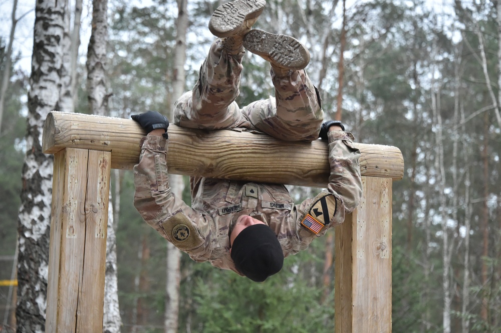 2CR noncommissioned officer and soldier of the quarter competition