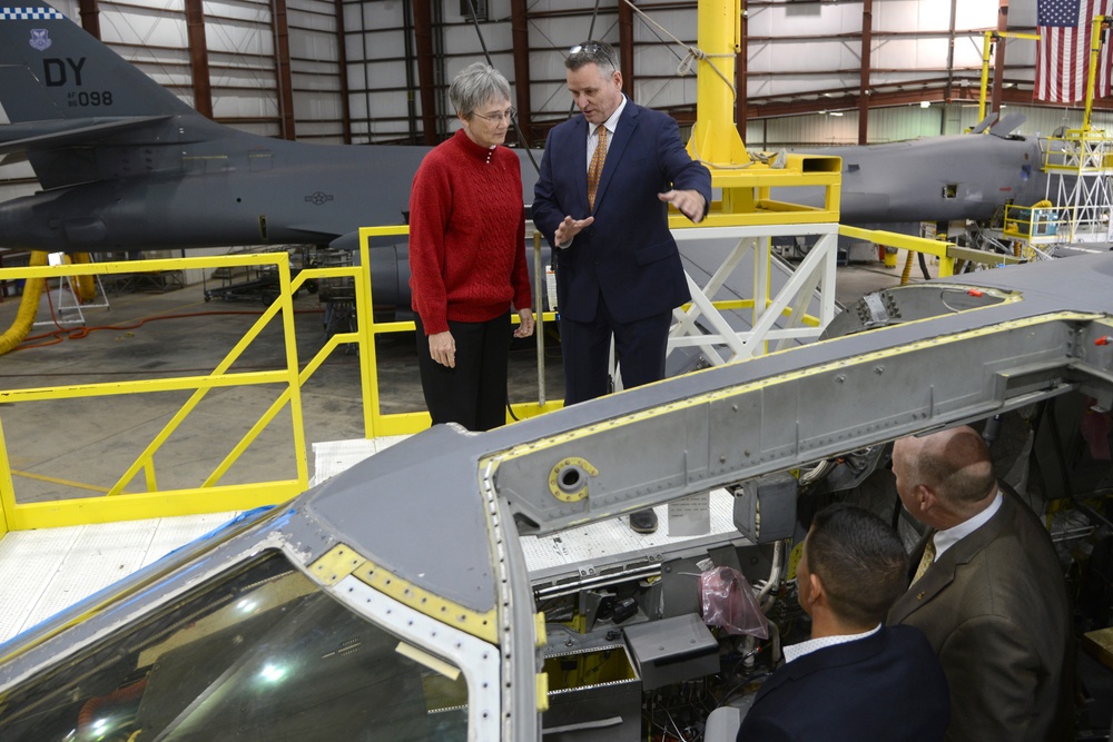 Air Force Secretary announces Tinker home for B-21 Raider maintenance