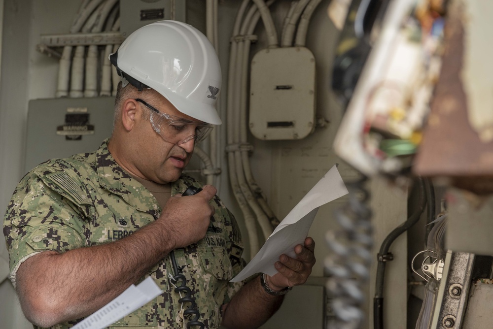 Capt. Rich LeBron Announces the Advancement Results for the Sailors of Bonhomme Richard