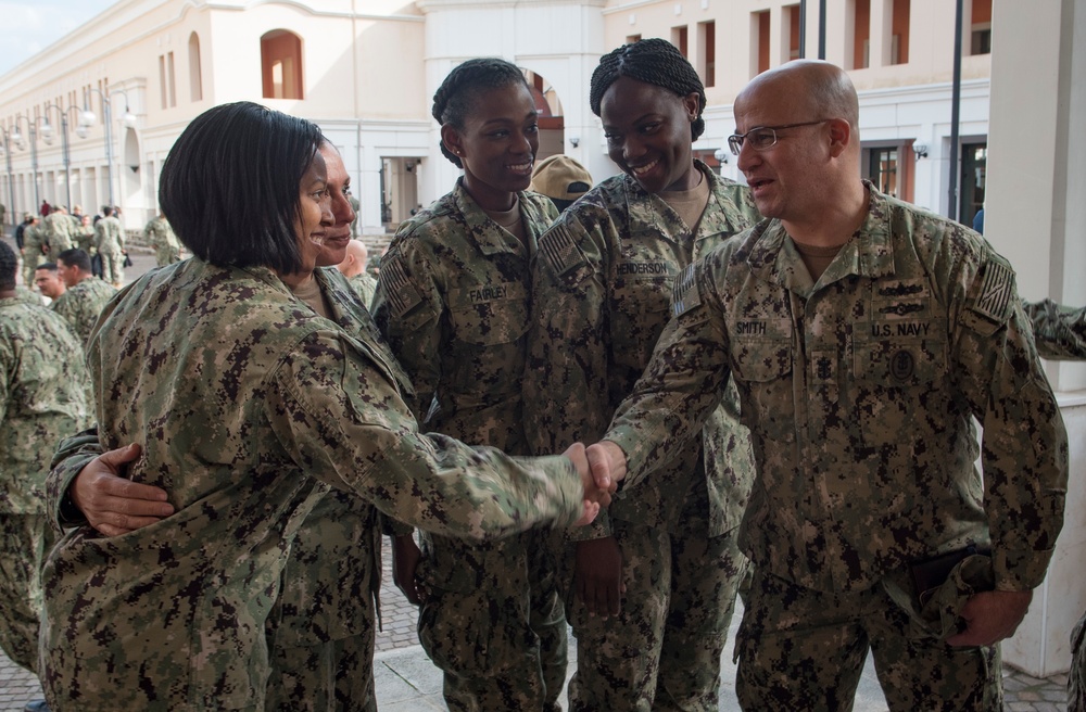 CNO and MCPON visit Sailors in Naples Thanksgiving Week