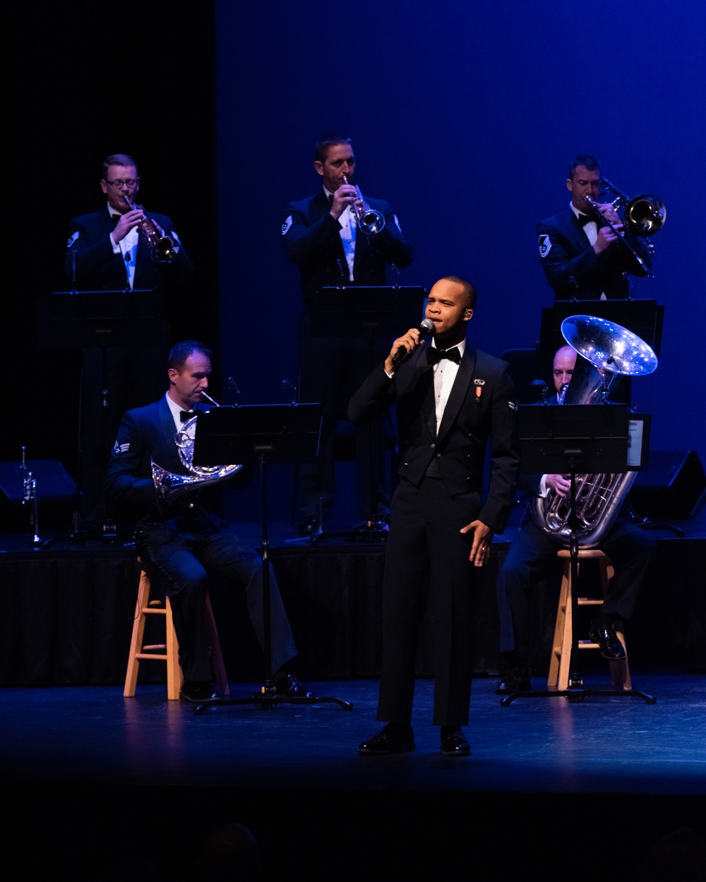Heartland of America Band plays veterans day concert