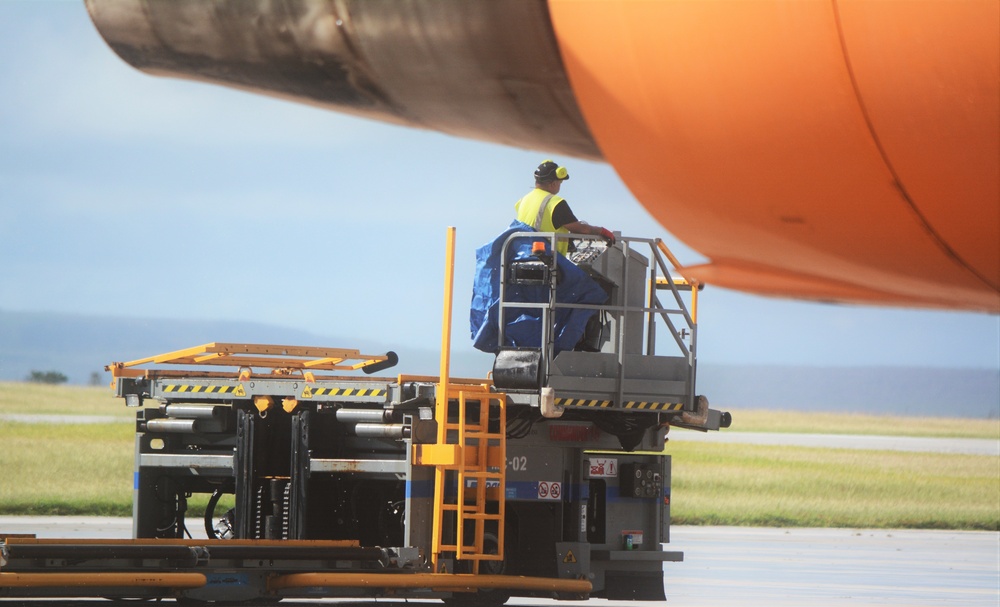 Generators Arrive in Saipan to Power Public Facilities after Super Typhoon Yutu