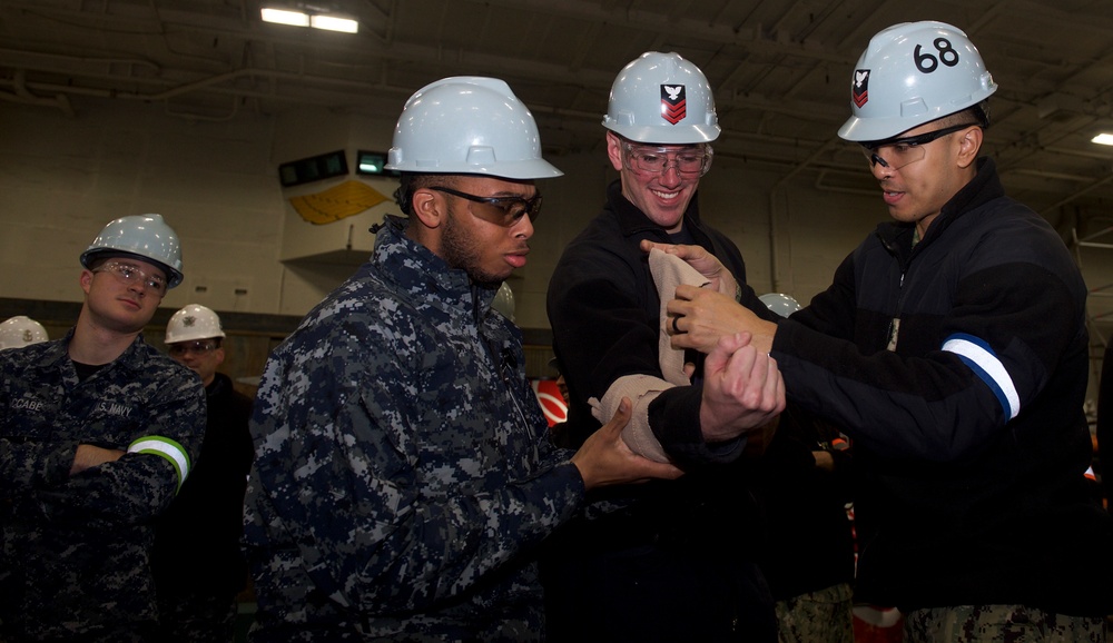 Nimitz Sailors Partake in Training