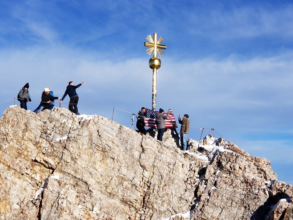 2CR Soldier reenlists on the highest point of Germany