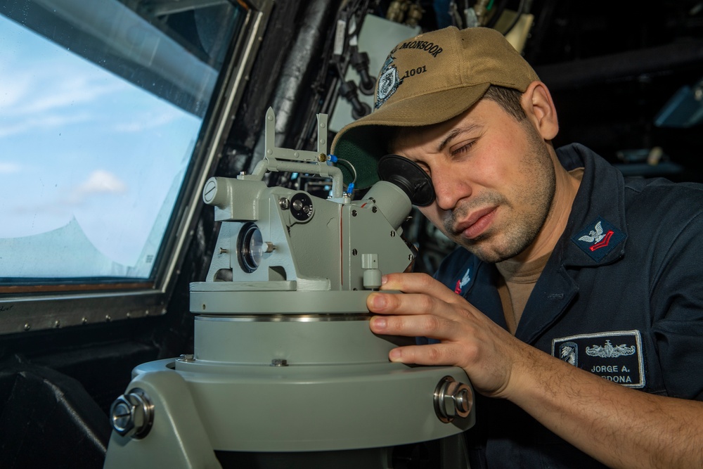 Sailor Monitors Surface Contacts