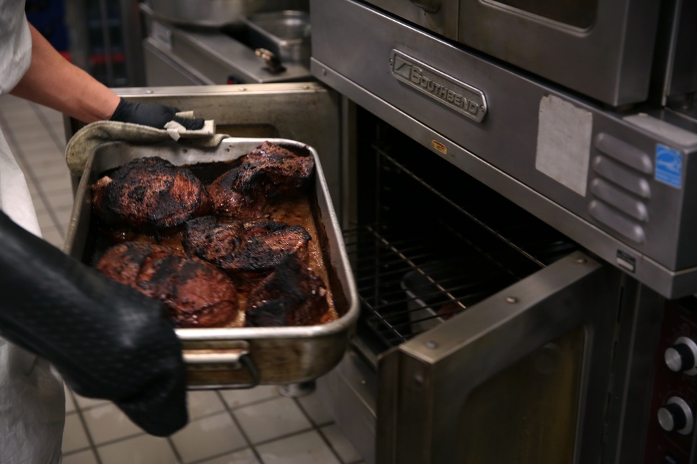 10th Special Forces Group (Airborne) Thanksgiving lunch