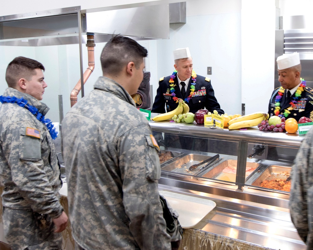 Fort Wainwright hosts Thanksgiving feast