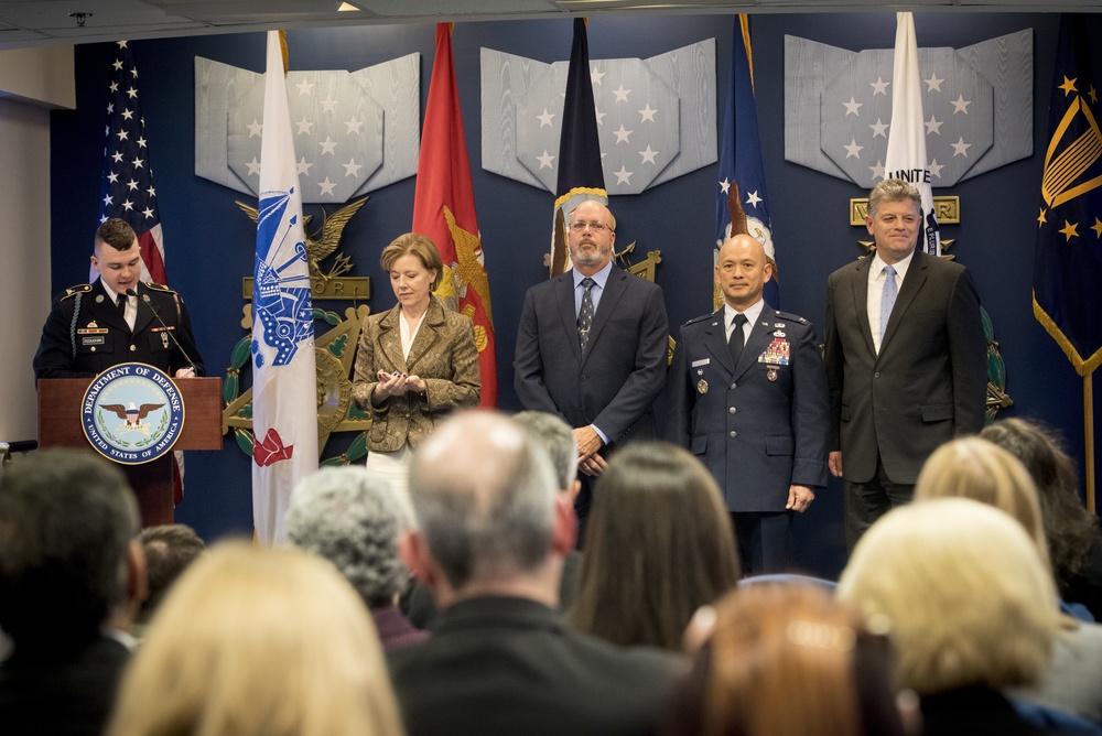 AFSOC civilian receives DOD Distinguished Civilian Service Award