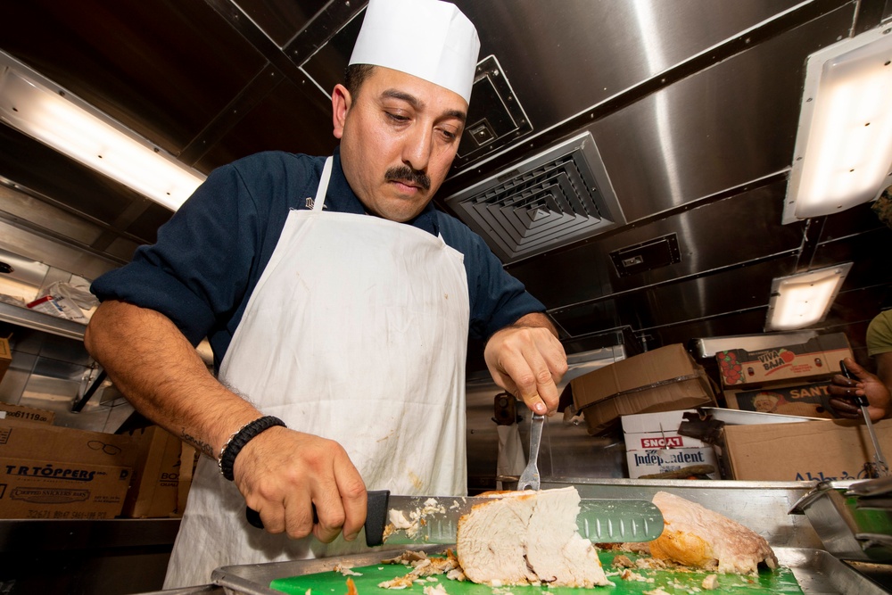 USS Somerset Celebrates Thanksgiving