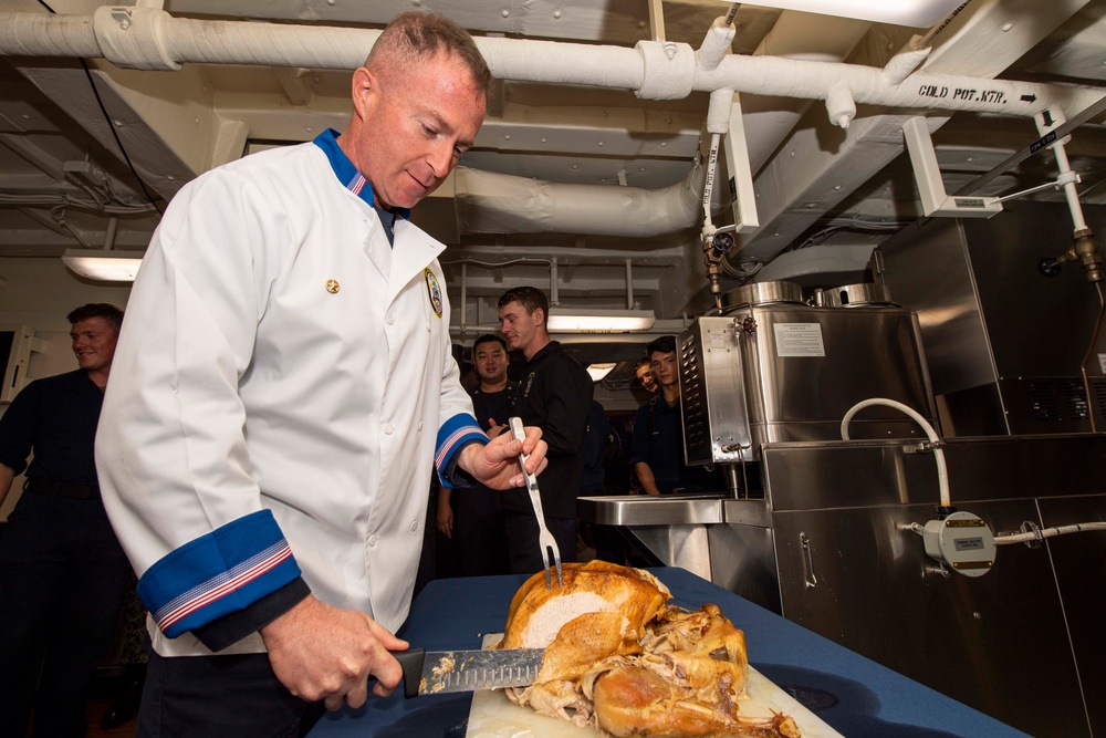 USS Somerset Celebrates Thanksgiving