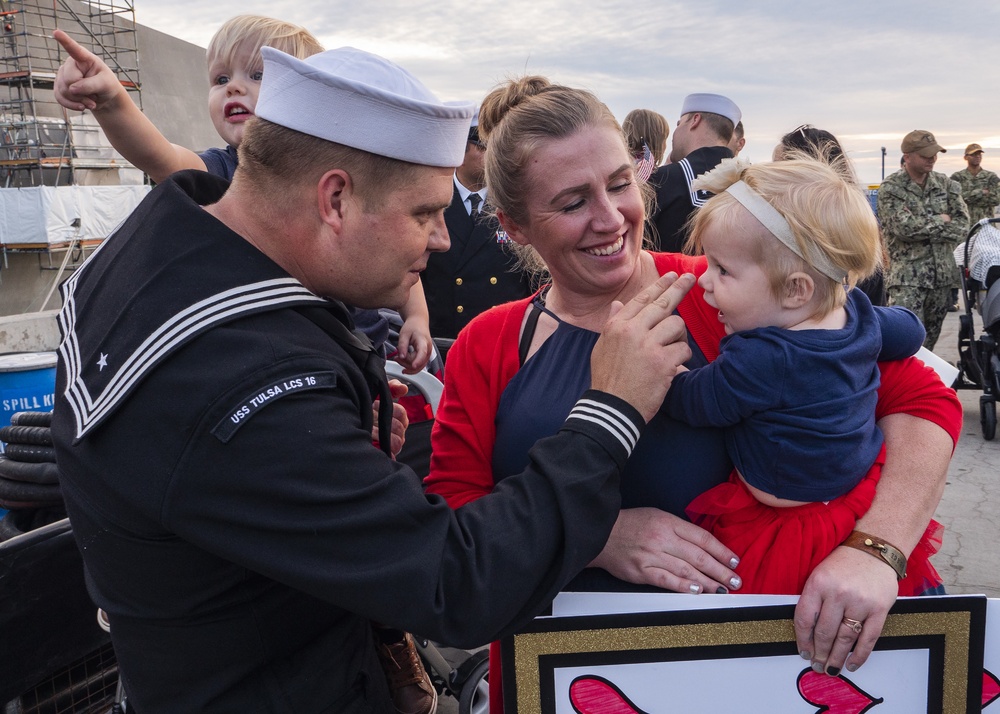 Future USS Tulsa Arrives in San Diego