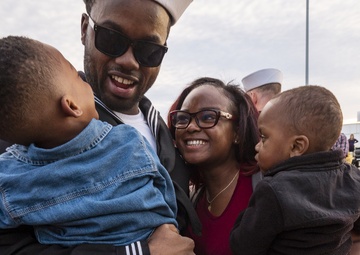 The Future USS Tulsa Arrives in San Diego