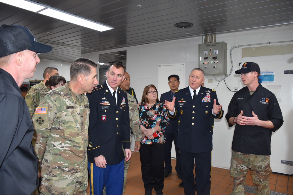 LTG Bills visits CTF Defender to serve Thanksgiving meals, recognize dining facility’s official opening