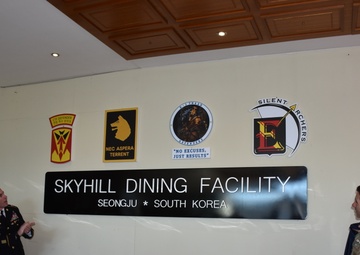 LTG Bills visits CTF Defender to serve Thanksgiving meals, recognize dining facility’s official opening