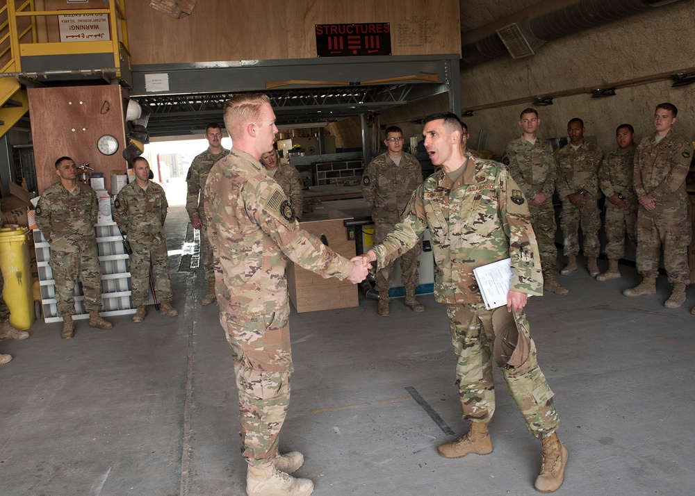 AFCENT Command Chief greets 407 AEG Airmen