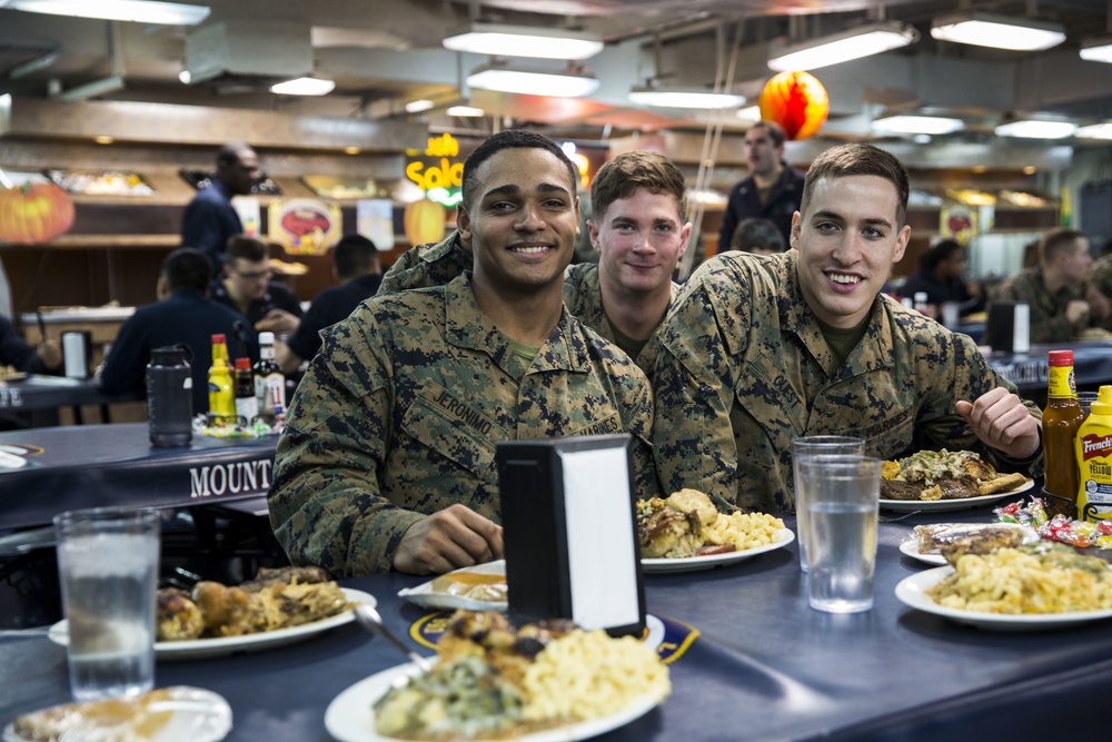 24th MEU, USS Iwo Jima celebrate Thanksgiving at sea