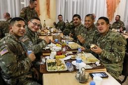 Tennessee Guardsmen celebrate Thanksgiving in Ukraine with multinational Servicemen