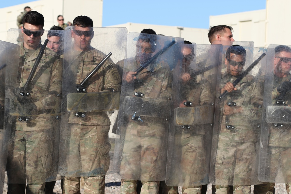 65th MP Co. Airborne perform MOUT training