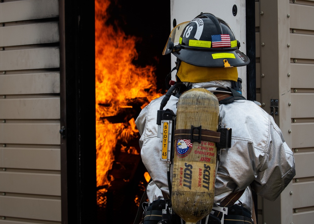 Aircraft and structural live fire training