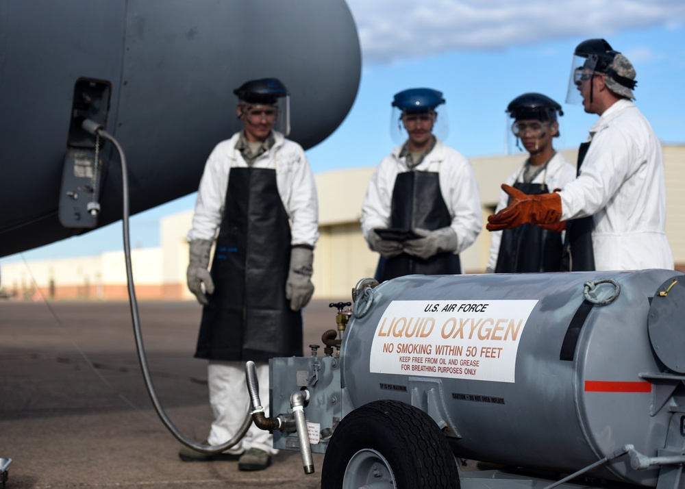 C-130 crew chief apprentice course