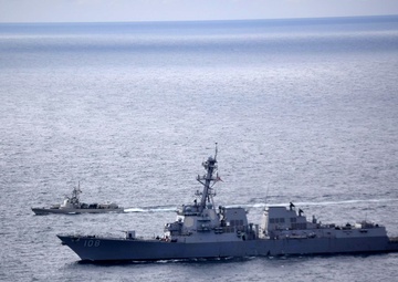 Sailors Aboard Wayne E. Meyer Conduct Fisheries Patrol Exercise with U.S. Coast Guard, Ecuadorian Navy