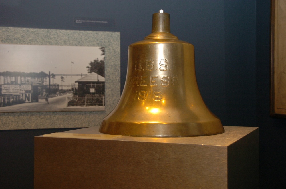 Ships bell from USS Breese (DD 122)