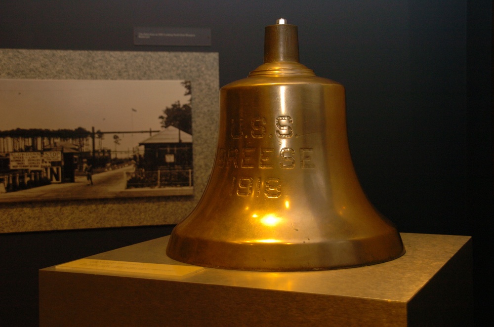 Ship's bell from USS Breese (DD 122)