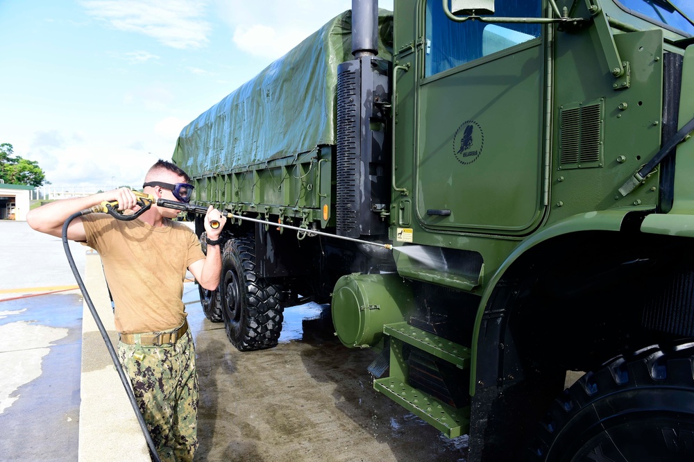 Seabees Work Through the Night, Complete Mount Out Exercise