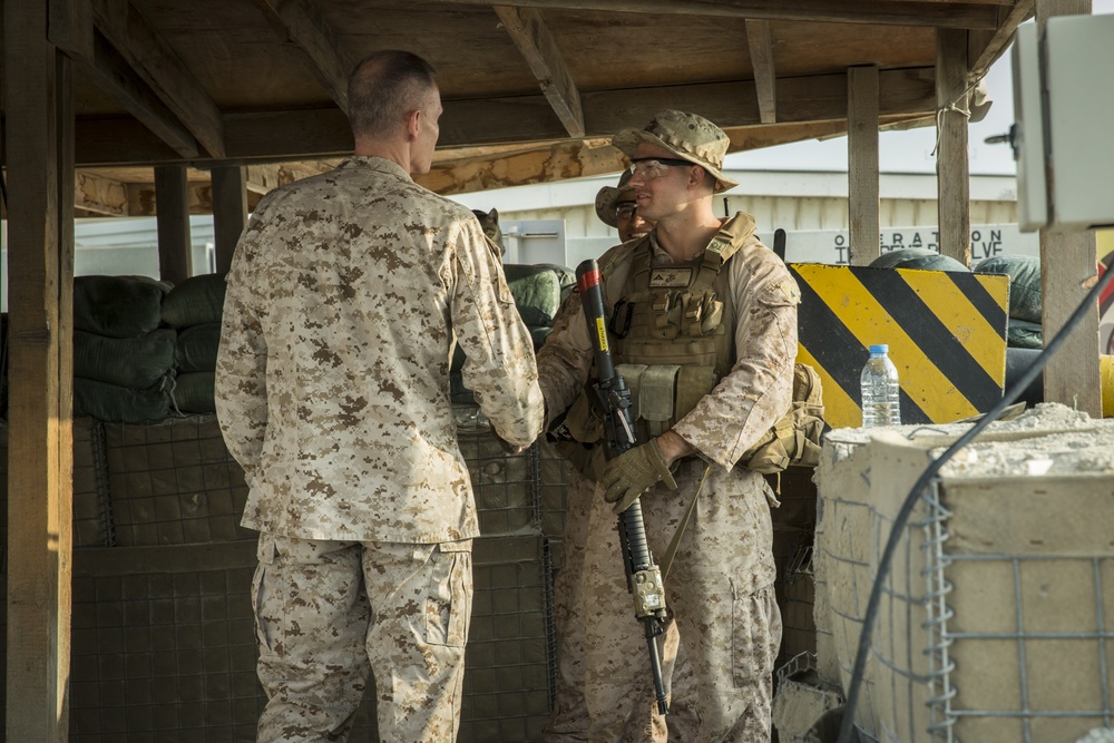 ACMC Visits Marines and Sailors with 5th Marine Expeditionary Brigade