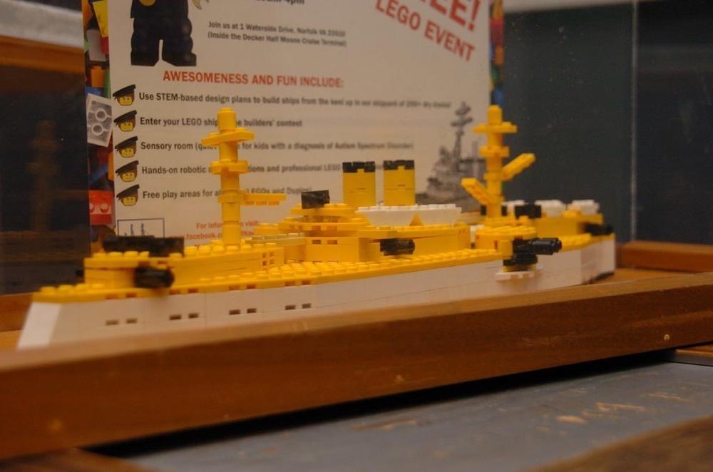 USS Maine Lego model