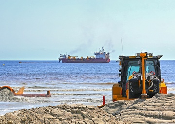 Army Corps of Engineers resumes Myrtle Beach renourishment project following Hurricane Florence