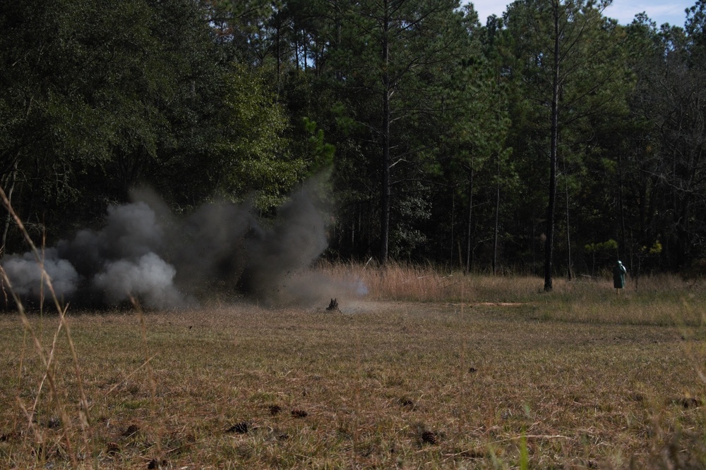 3-15 Trains on the M18A1 Claymore