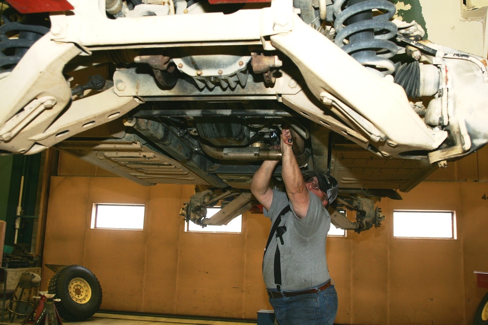 2015 Mechanic Work at Fort McCoy