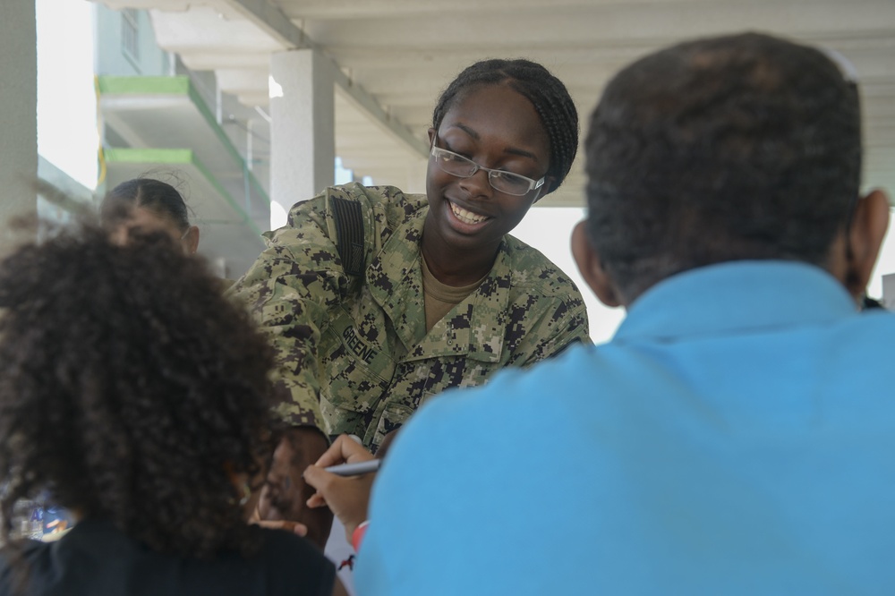 USNS Comfort Personnel Treat Patients in Riohacha, Colombia